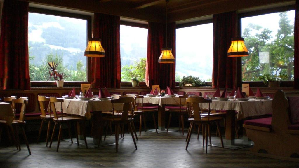 Hotel Alpenblick Schlitters Exterior photo